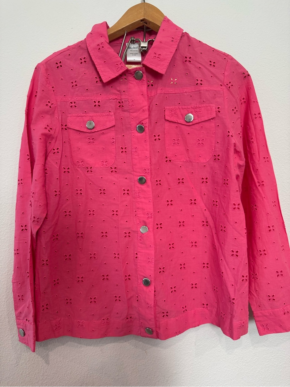Blair pink button front shirt women’s medium